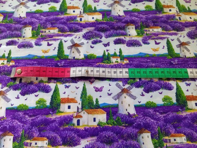 Coupon de tissu imprimé polyester souple et doux motifs champs lavande moulins top qualité