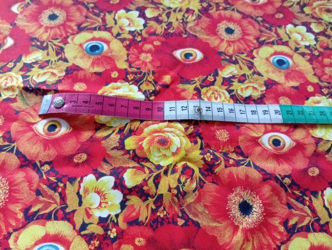 Coupon de tissu imprimé polyester souple et doux motifs fleurs oranges yeux top qualité