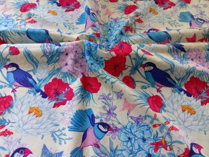 Coupon de tissu imprimé polyester souple et doux motifs oiseaux animaux fleurs top qualité