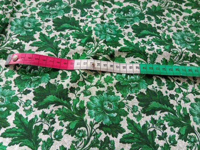 Coupon de tissu imprimé polyester souple et doux motifs feuilles fleurs vertes top qualité