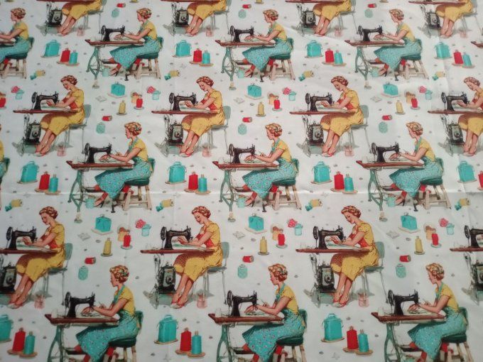 Coupon de tissu imprimé polyester souple et doux motifs couture vintage multicolore top qualité