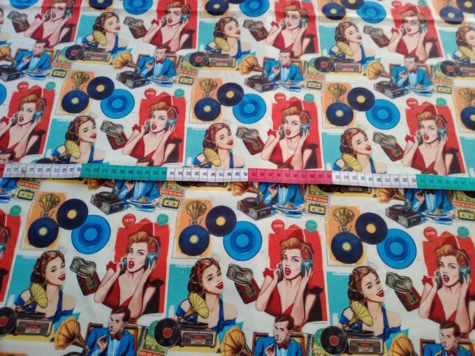 Coupon de tissu imprimé polyester souple et doux motifs musique vintage multicolore  top qualité