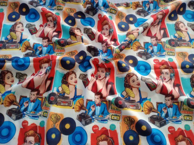 Coupon de tissu imprimé polyester souple et doux motifs musique vintage multicolore  top qualité