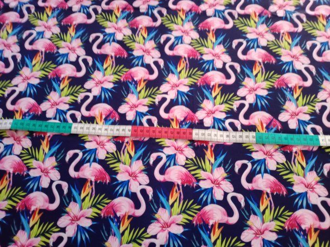 Coupon de tissu imprimé polyester souple et doux motifs flamants roses animaux top qualité