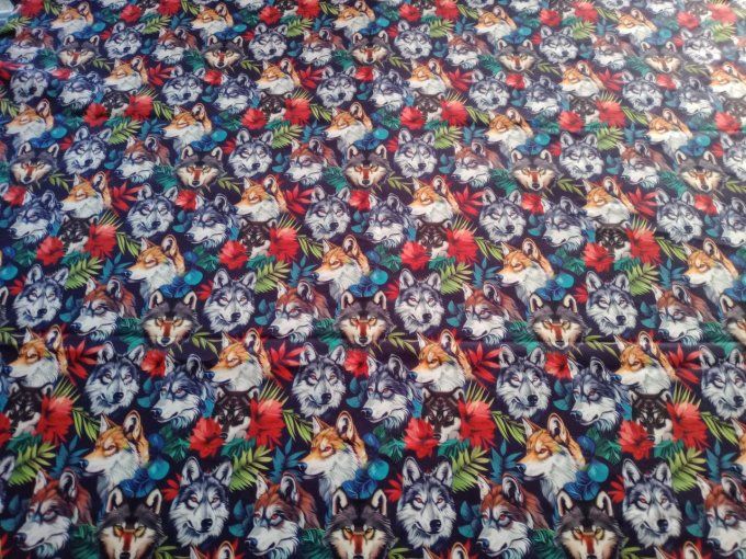 Coupon de tissu imprimé polyester souple et doux motifs loups animaux top qualité