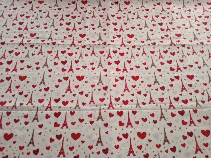 Coupon de tissu imprimé polyester souple et doux motifs Paris coeurs rouges top qualité