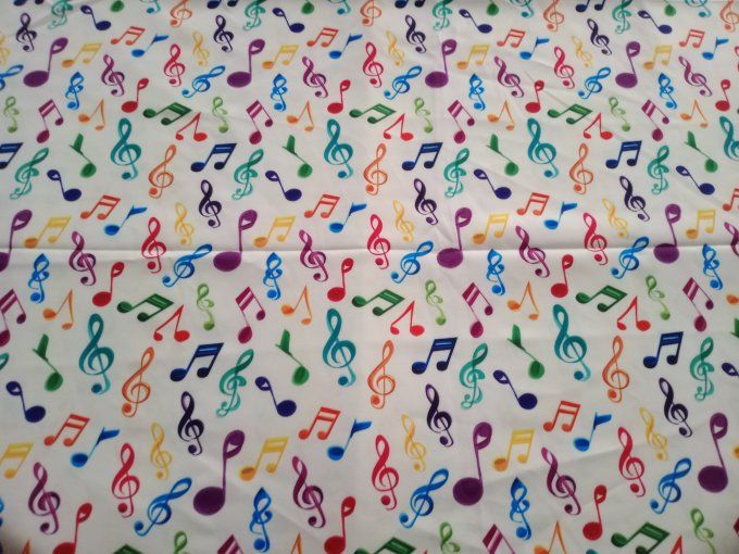 Coupon de tissu imprimé polyester souple et doux motifs notes de musique multicolores top qualité