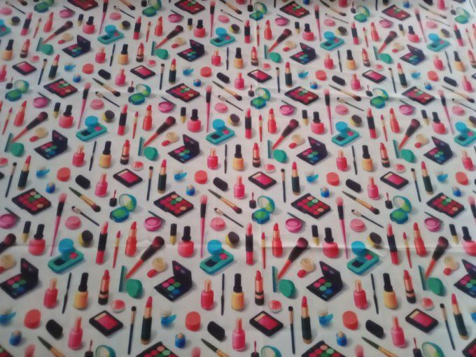 Coupon de tissu imprimé polyester souple et doux motifs maquillage top qualité