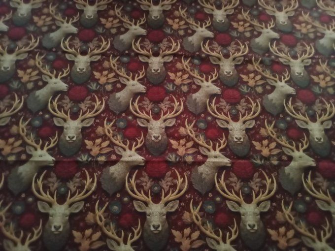 Coupon de tissu imprimé polyester souple et doux motifs cerfs animaux top qualité