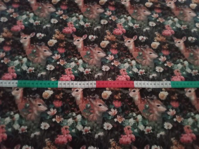 Coupon de tissu imprimé polyester souple et doux motifs biches animaux fleurs top qualité