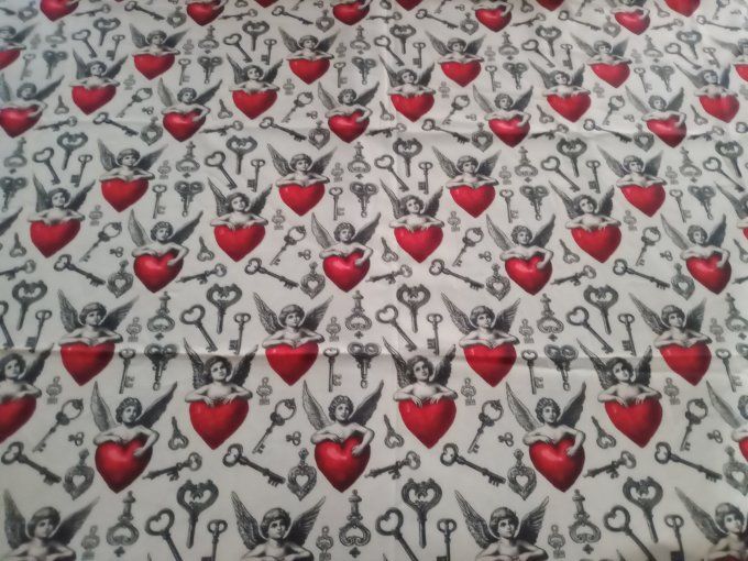 Coupon de tissu imprimé polyester souple et doux motifs anges coeurs top qualité