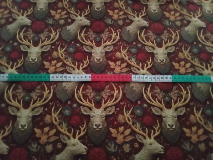 Coupon de tissu imprimé polyester souple et doux motifs cerfs animaux top qualité