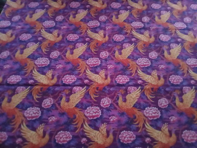 Coupon de tissu imprimé polyester souple et doux motifs oiseaux animaux fleurs top qualité