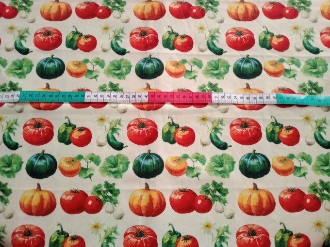 Coupon de tissu imprimé polyester souple et doux motifs légumes top qualité