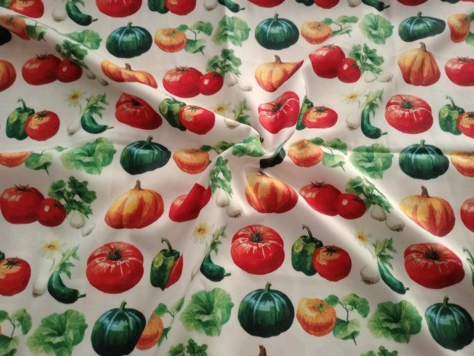 Coupon de tissu imprimé polyester souple et doux motifs légumes top qualité