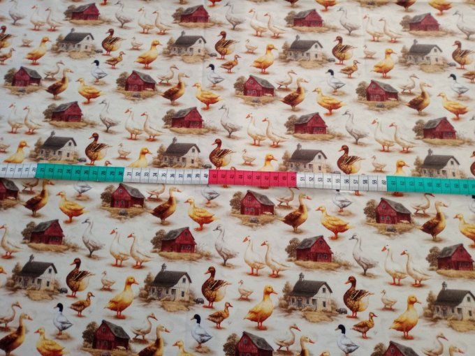 Coupon de tissu imprimé polyester souple et doux motifs canards oies animaux top qualité