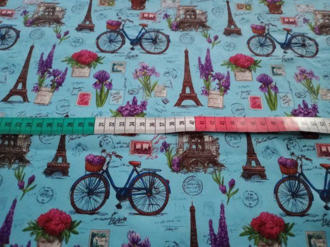 Coupon de tissu imprimé polyester souple et doux motifs Paris Tour Eiffel fleurs vintage top qualité