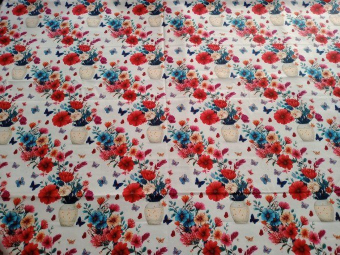 Coupon de tissu imprimé polyester souple et doux motifs vases bouquets fleurs vintage top qualité